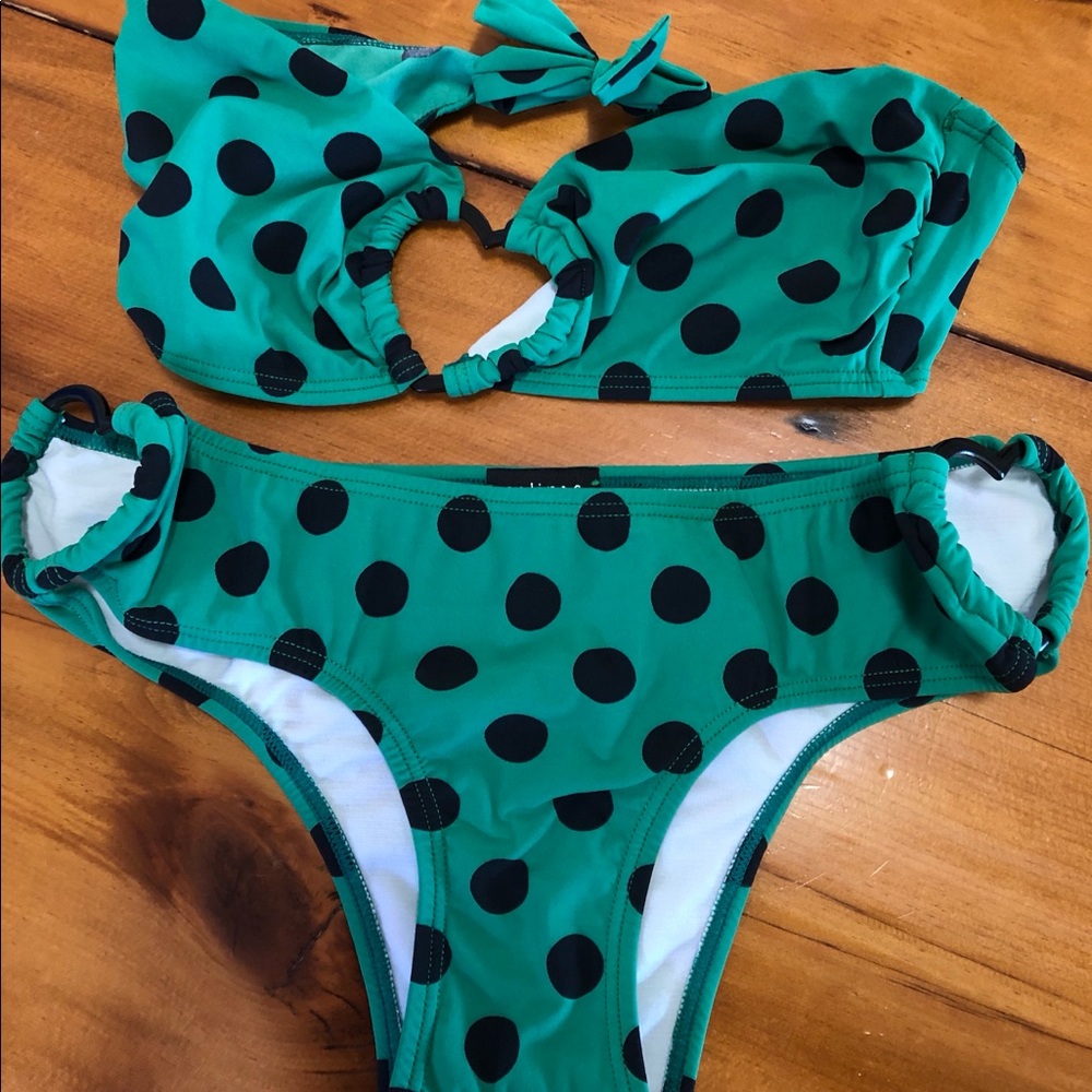 Salinas swimwear bikini Sz small green polka dots